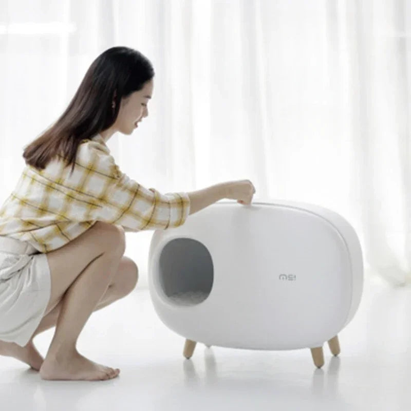 Mochi Shaped Enclosed Cat Litter Box for Home